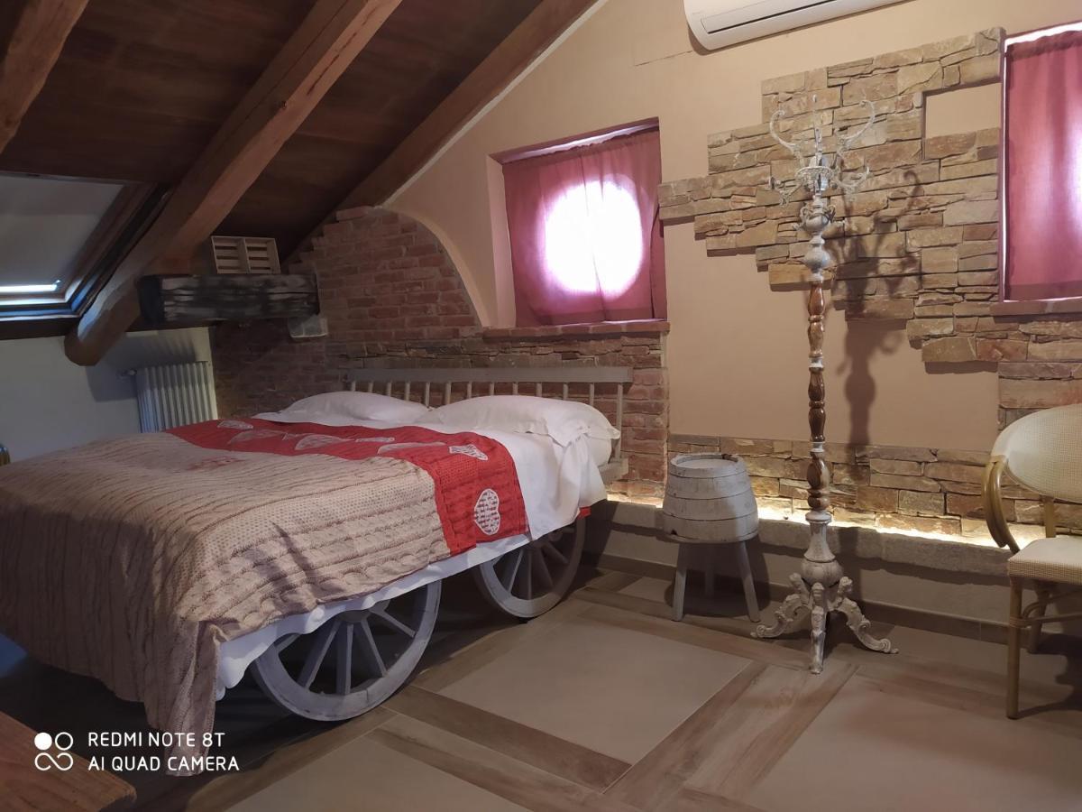 La Via' Bed & Breakfast Cavour Ngoại thất bức ảnh