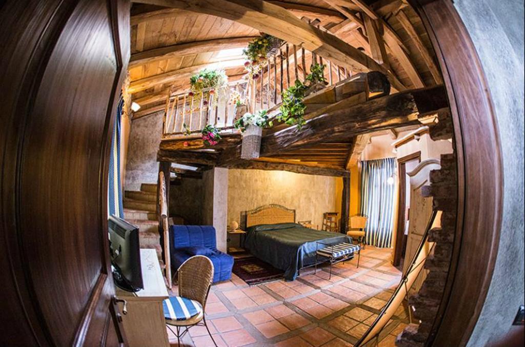 La Via' Bed & Breakfast Cavour Ngoại thất bức ảnh