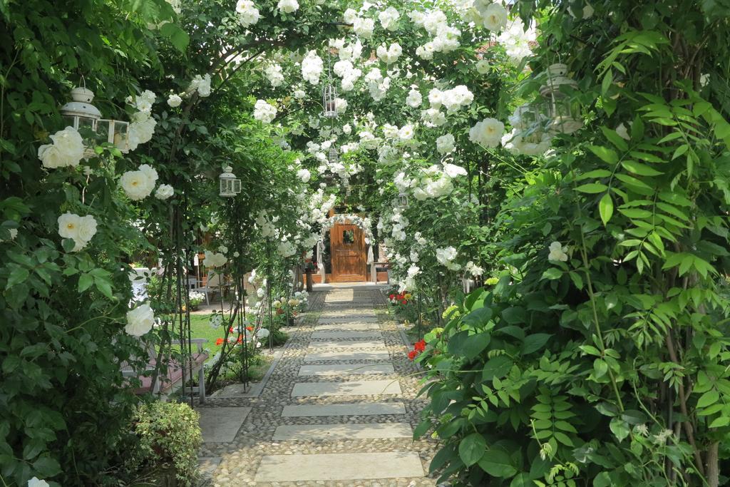 La Via' Bed & Breakfast Cavour Ngoại thất bức ảnh