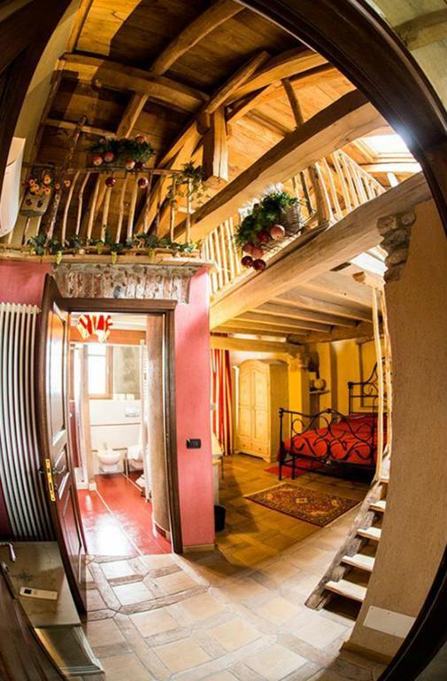 La Via' Bed & Breakfast Cavour Ngoại thất bức ảnh
